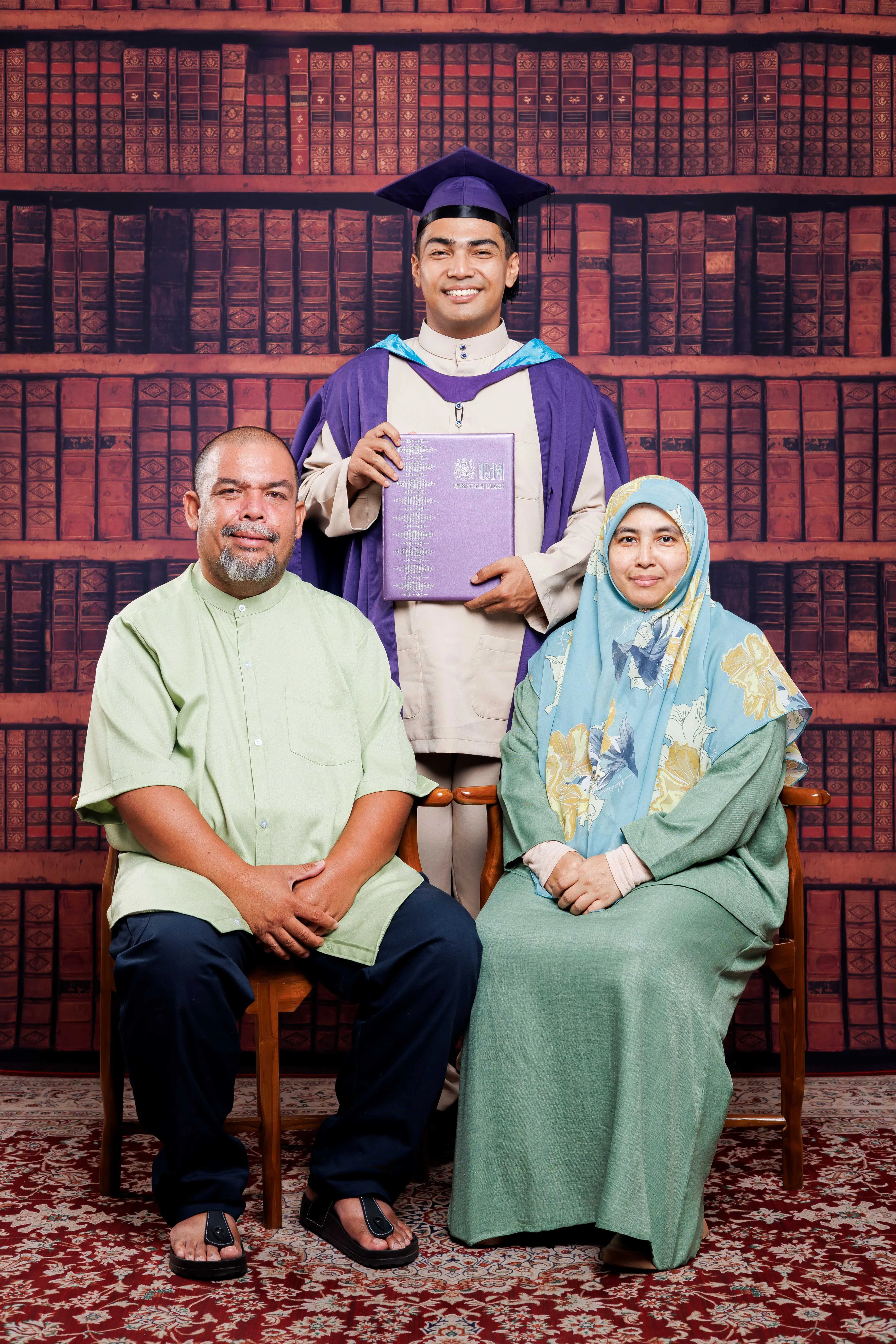 Contoh pakej foto konvokesyen Solo Ametography Studio